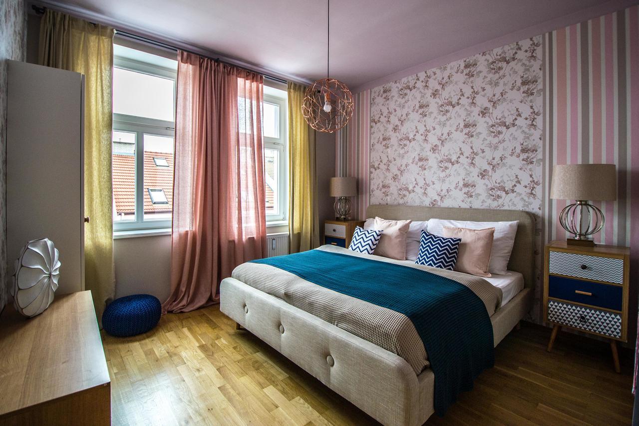 2BDR Balcony Apt with Awesome View by Ruterra Praga Exterior foto